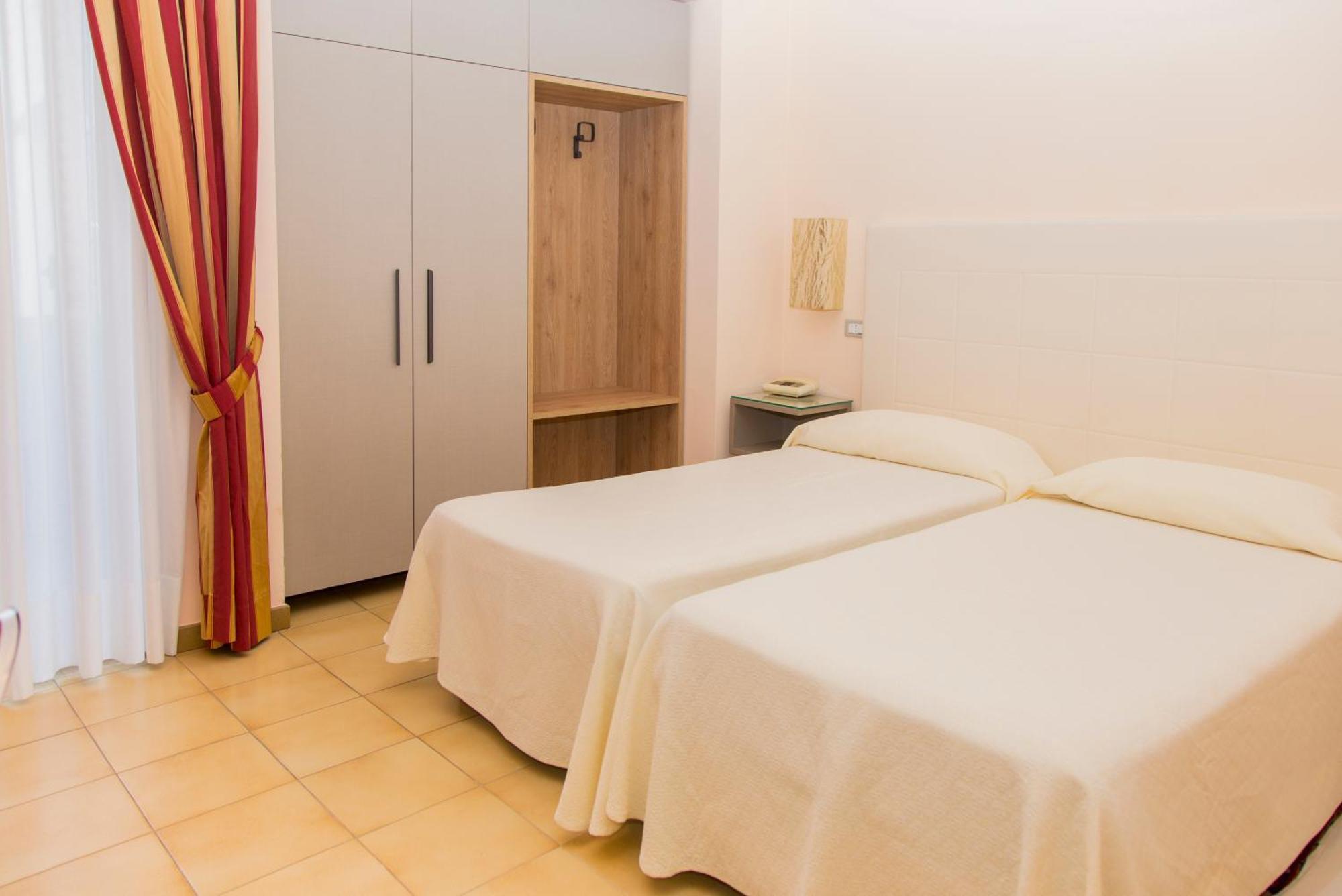 Hotel Il Mulino Capo d'Orlando Luaran gambar
